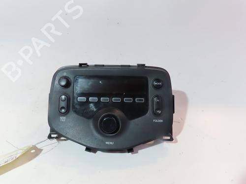 Used Display monitor CITROËN C1 II (PA_, PS_) 1.0 VTi 68 (69 hp) 17996117