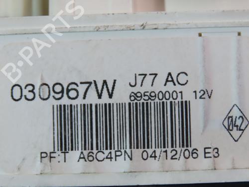 AC-Styringsenhed/Manøvreenhed RENAULT CLIO III (BR0/1, CR0/1) 1.5 dCi (BR17, CR17) (86 hp) 28082356