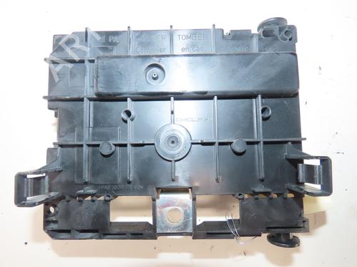 Used Fuse box Fuse box PEUGEOT PARTNER Box Body/MPV 1.6 HDi / BlueHDi 75 (75 hp) 33031730 33031730
