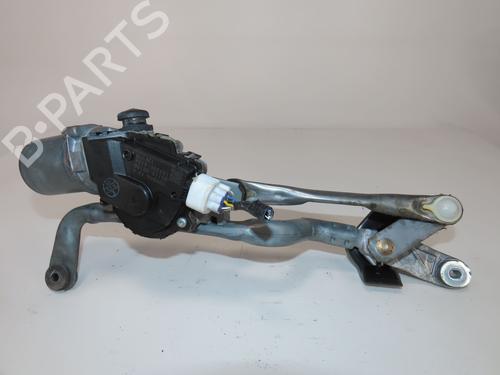 Used Front wiper motor TOYOTA YARIS (_P13_) 1.0 (KSP130_, KSP130) (69 hp) 26512415