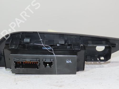left-front-window-switch-nissan-pulsar-hatchback-c13-2014-24488950 main image