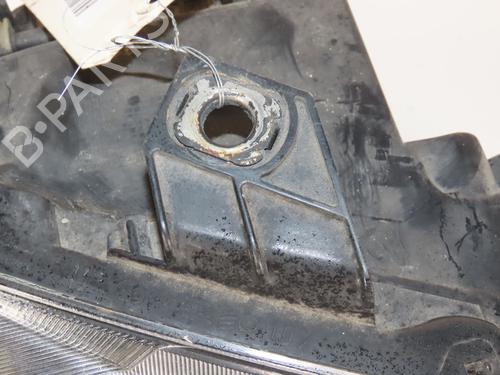 Right headlight SEAT EXEO ST (3R5) 2.0 TDI | BP31843947C29