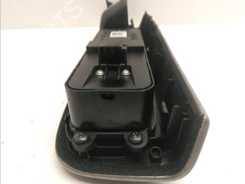 Left front window switch VOLVO C30 (533) 1.6 D | BP9021915I27