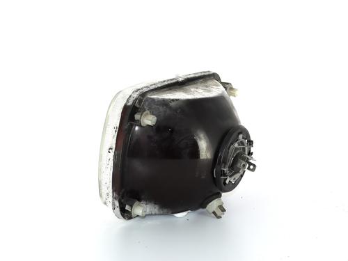 right-headlight-porsche-macan-95b-2014-36485802 main image