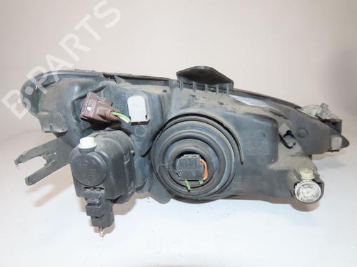 Venstre forlygte PEUGEOT 206 Hatchback (2A/C) 1.1 i (60 hp) 28485620