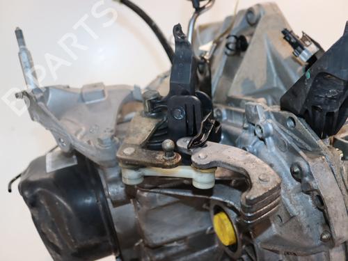gearbox-renault-clio-iv-bh_-2012-2013-2014-2015-2016-2017-2018-2019-2020-2021-40484365 main image