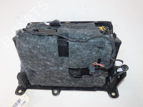 glove-box-audi-q3-8ub-8ug-2011-2012-2013-2014-2015-2016-2017-2018-2019-2020-40026763 main image