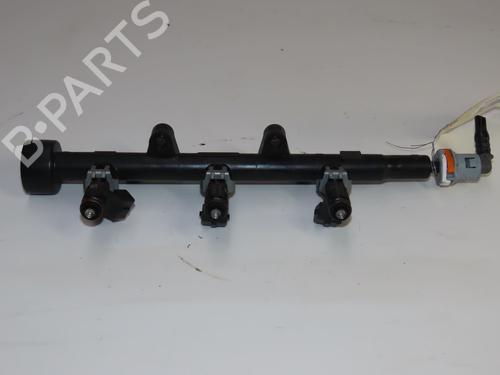 Used Injection rail Injection rail FIAT PANDA (312_, 319_) 1.0 Mild Hybrid (312.PYD1B) (69 hp) 35746902 35746902