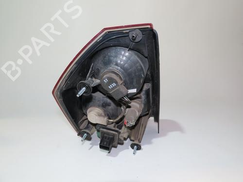 right-taillight-chrysler-300c-lx-le-30-crd-4805854ae-2004-18125122 main image