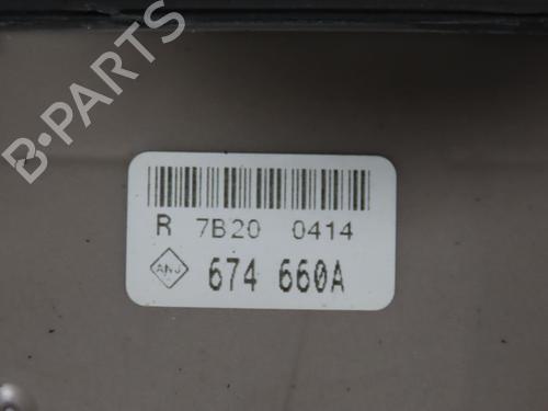 Fuse box RENAULT CLIO III (BR0/1, CR0/1) 1.2 16V (BR02, BR0J, BR11, CR02, CR0J, CR11) | BP31634523E1