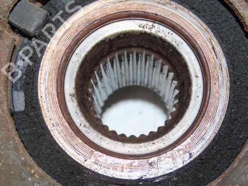 Used Left front steering knuckle Left front steering knuckle RENAULT KADJAR (HA_, HL_) 1.3 TCe 140 (HLNB, HLN1) (140 hp) 34387223 34387223