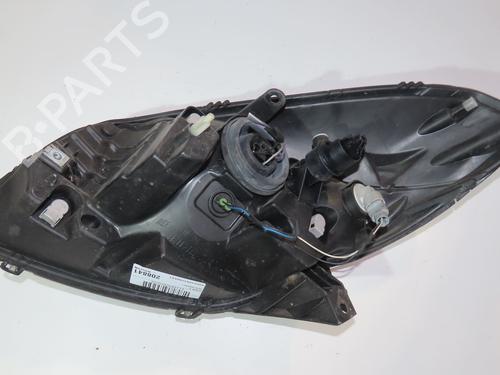 Used Right headlight DACIA SANDERO 1.4 MPI LPG (72 hp) 28051243