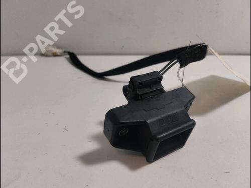 tailgate-lock-renault-clio-ii-bb_-cb_-15-dci-bcb07-8200078950-1998-1999-2000-2001-2002-2003-2004-2005-2006-2007-2008-2009-2010-2011-2012-2013-2014-2015-2016-11040047 main image