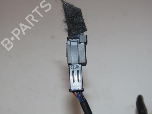 Used Steering wheel controls Steering wheel controls 37705693 37705693