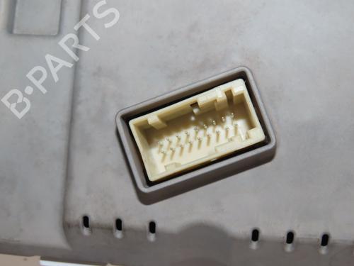 Used Instrument cluster PEUGEOT 2008 II (UD_, US_, UY_, UJ_, UR_, UC_) 1.2 PureTech 130 (USHNS, URHNS) (130 hp) 31605543