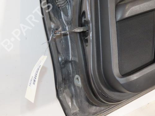 Used Right rear door Right rear door 37062246 37062246