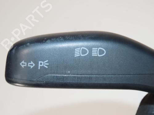 Used Steering column stalk VW POLO IV (9N_, 9A_) 1.2 (54 hp) 30333245