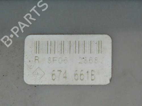 Used Fuse box RENAULT CLIO III (BR0/1, CR0/1) 1.5 dCi (BR17, CR17) (86 hp) 28082327