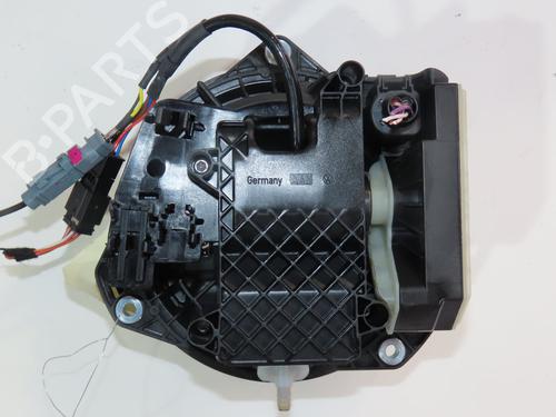 Tailgate handle VW PASSAT B8 (3G2, CB2) 1.6 TDI | BP27095401C132 - Image 3