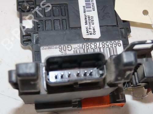 Used Fuse box Fuse box CITROËN C4 II (NC_) 1.6 HDi 115 (114 hp) 33894156 33894156