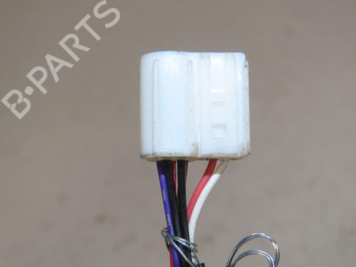 Ryggespeil venstre TOYOTA VERSO S (_P12_) 1.4 D4-D (NLP121_, NLP121R) (90 hp) 31055474