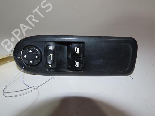 Used Left front window switch CITROËN C3 II (SC_) 1.1 i (60 hp) 19133492
