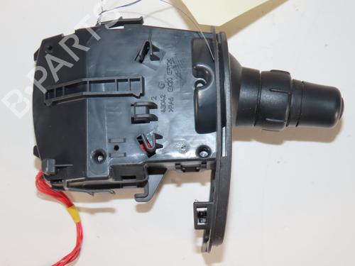 Commande de phare RENAULT KANGOO / GRAND KANGOO II (KW0/1_) 1.5 dCi 75 (KW07, KW10, KW04) (75 hp) 30715100