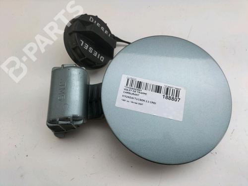 Used Fuel flap Fuel flap HYUNDAI TUCSON (JM) 2.0 CRDi (136 hp) 11010682 11010682