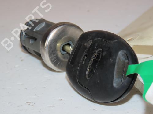 Used Ignition barrel FORD FIESTA V (JH_, JD_) 1.4 TDCi (68 hp) 31820607