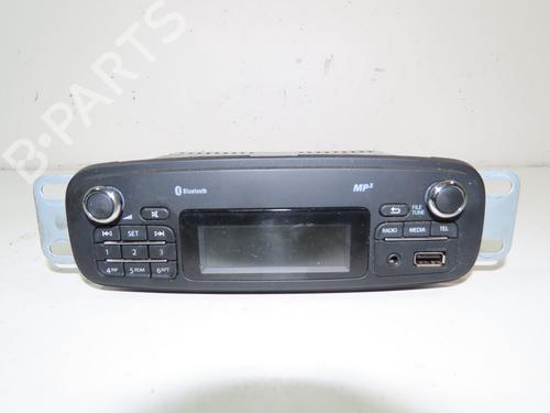 Used Radio RENAULT ZOE (BFM_) ZOE (88 hp) 16770107