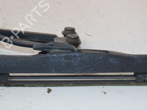 Used Front windshield wiper arm Front windshield wiper arm 37597555 37597555