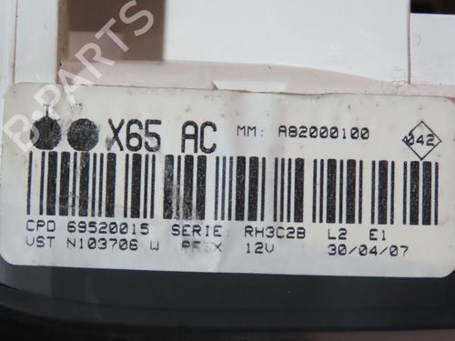 AC-Styringsenhed/Manøvreenhed RENAULT CLIO II (BB_, CB_) 1.2 16V (BB05, BB0W, BB11, BB27, BB2T, BB2U, BB2V, CB05,... (75 hp) 29516560