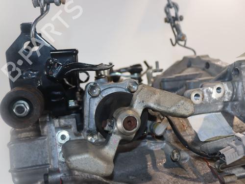 Used Gearbox TOYOTA YARIS (_P9_) 1.4 D-4D (NLP90_, NLP90R) (90 hp) 32151342