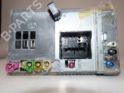 Used Radio BMW 5 Touring (F11) 525 d xDrive (218 hp) 32873404