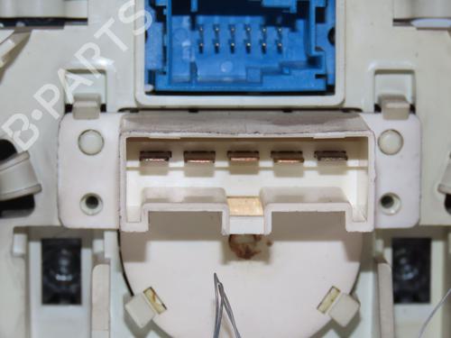 Used Climate control Climate control OPEL CORSA D (S07) 1.4 (L08, L68) (90 hp) 33808609 33808609