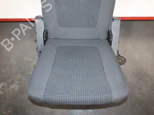 Used Rear seat (3rd row) PEUGEOT 5008 (0U_, 0E_) 1.6 HDi (114 hp) 31692568