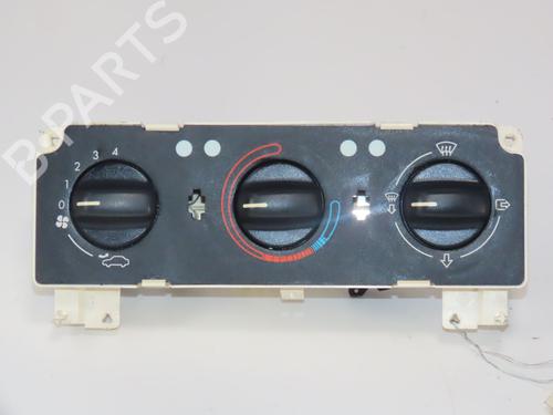 Used Climate control Climate control PEUGEOT 306 Hatchback (7A, 7C, N3, N5) 1.9 D (69 hp) 33058926 33058926
