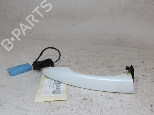 Used Front right exterior door handle PEUGEOT 3008 II SUV (MC_, MR_, MJ_, M4_) 2.0 BlueHDi 180 (181 hp) 20077928