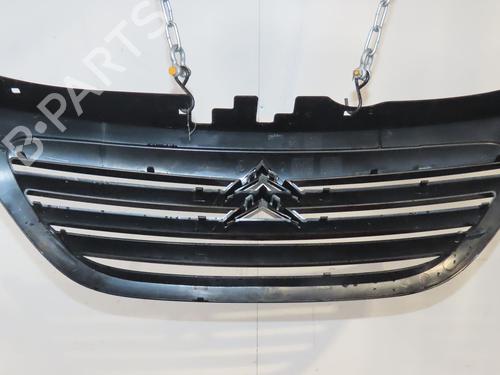 Used Grille CITROËN C3 I (FC_, FN_) 1.4 HDi (68 hp) 30333255