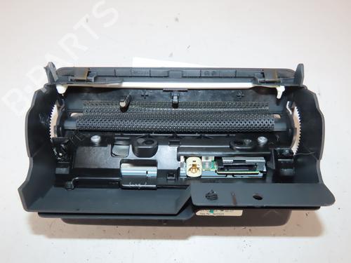 Used Display monitor AUDI Q3 (8UB, 8UG) 2.0 TDI (140 hp) 29137128