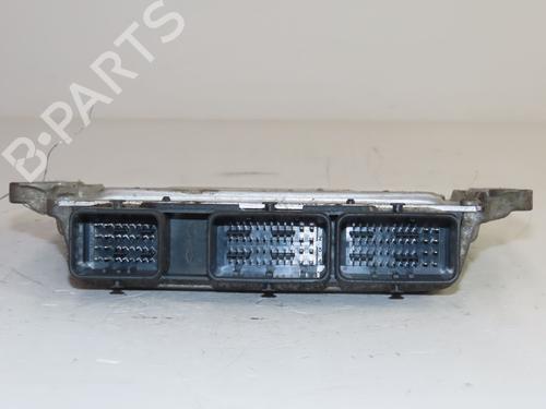Used Engine control unit (ECU) Engine control unit (ECU) RENAULT MEGANE II (BM0/1_, CM0/1_) 1.6 16V (BM0C, CM0C) (113 hp) 32873333 32873333