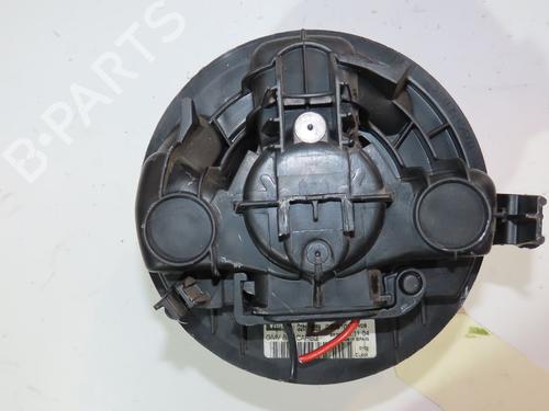 Used Heater blower motor RENAULT MEGANE II (BM0/1_, CM0/1_) 1.9 dCi (BM0G, CM0G) (120 hp) 27602757