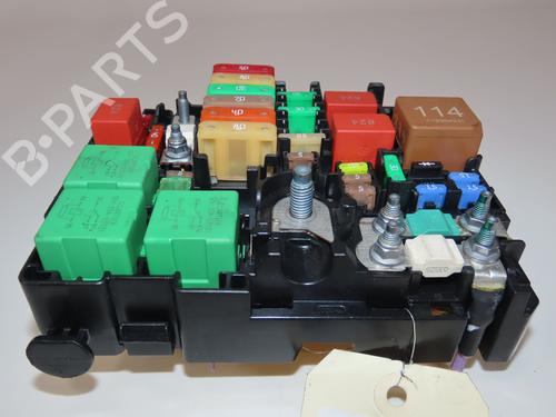 Used Fuse box Fuse box PEUGEOT 208 II (UB_, UP_, UW_, UJ_) 1.2 Hybrid 136 (UPHPYK) (136 hp) 34409501 34409501