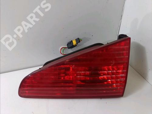 Used Right tailgate light Right tailgate light PEUGEOT 607 (9D, 9U) 2.7 HDi 24V (204 hp) 9028643 9028643