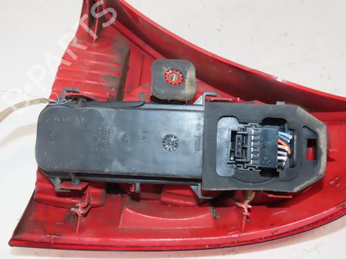Used Left taillight RENAULT CLIO II (BB_, CB_) 1.2 (BB0A, BB0F, BB10, BB1K, BB28, BB2D, BB2H, CB0A,... (58 hp) 32659581