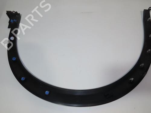 Used Front right wheel arch trim PEUGEOT 2008 II (UD_, US_, UY_, UJ_, UR_, UC_) 1.2 PureTech 130 (USHNS, URHNS) (130 hp) 31576283