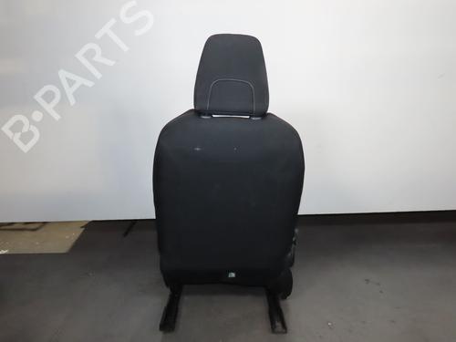 right-front-seat-renault-captur-ii-hf_-2020-40241914 main image