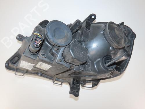 Right headlight VW POLO IV (9N_, 9A_) 1.2 | BP30140057C29 