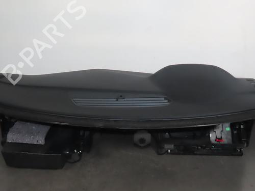 Instrumentbræt PEUGEOT 308 II (LB_, LP_, LW_, LH_, L3_) 1.6 HDi (92 hp) 32005492