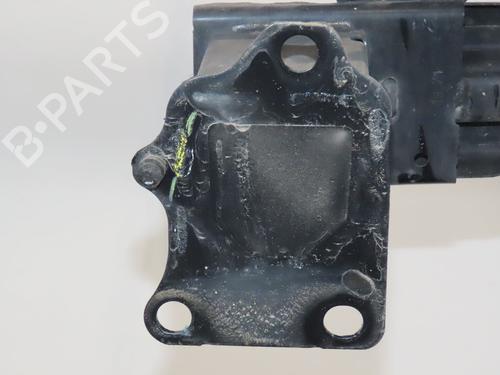 Used Front bumper reinforcement OPEL CORSA F (P2JO) 1.2 (68) (101 hp) 30892938